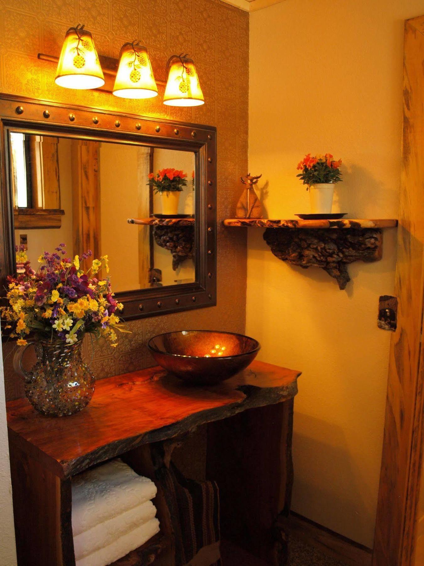 Whispering Pines Inn Flagstaff Buitenkant foto